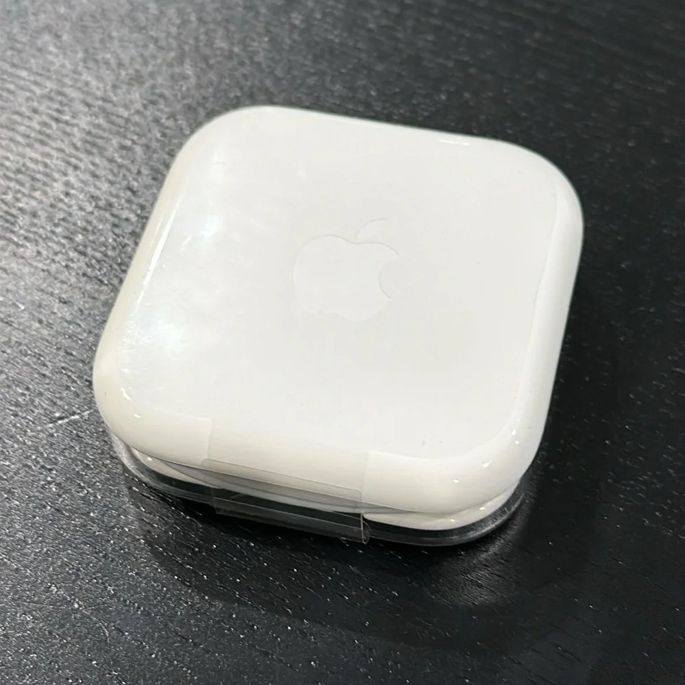 Apple Wired Headphone Earbuds